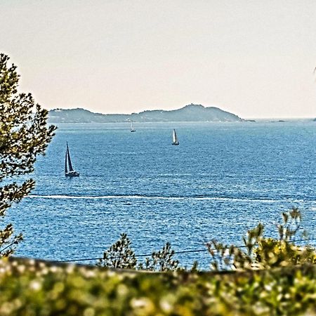Logement Vue Mer Splendide - Situe A 50 Metres Du Bord De Mer Et 2 Minutes Des Plages - Bandolina Extérieur photo