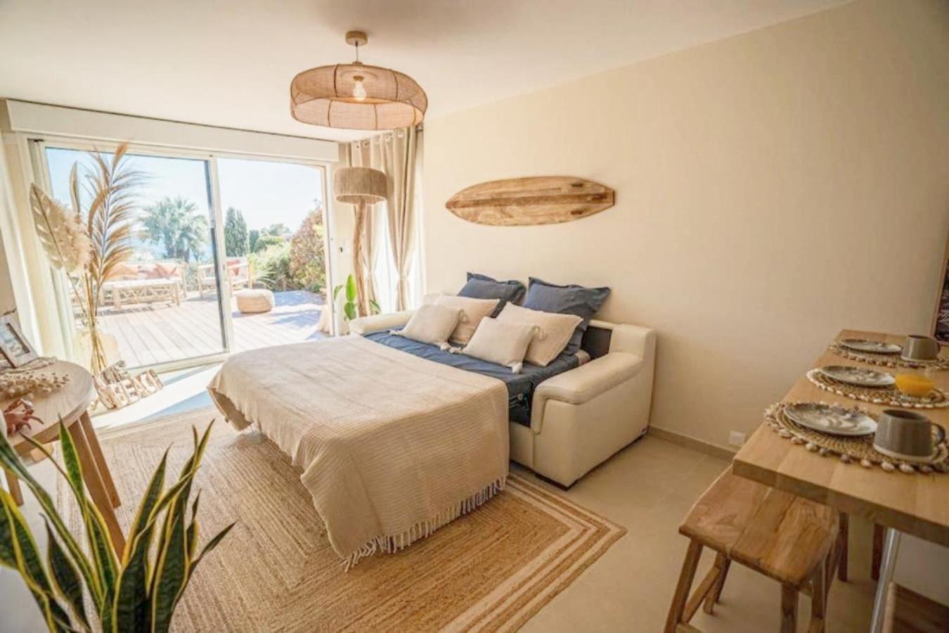 Logement Vue Mer Splendide - Situe A 50 Metres Du Bord De Mer Et 2 Minutes Des Plages - Bandolina Extérieur photo