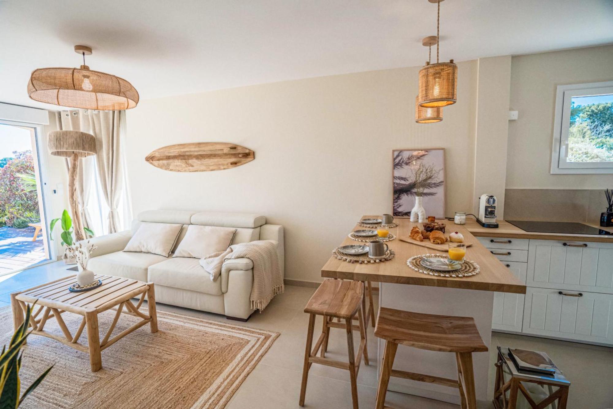 Logement Vue Mer Splendide - Situe A 50 Metres Du Bord De Mer Et 2 Minutes Des Plages - Bandolina Extérieur photo