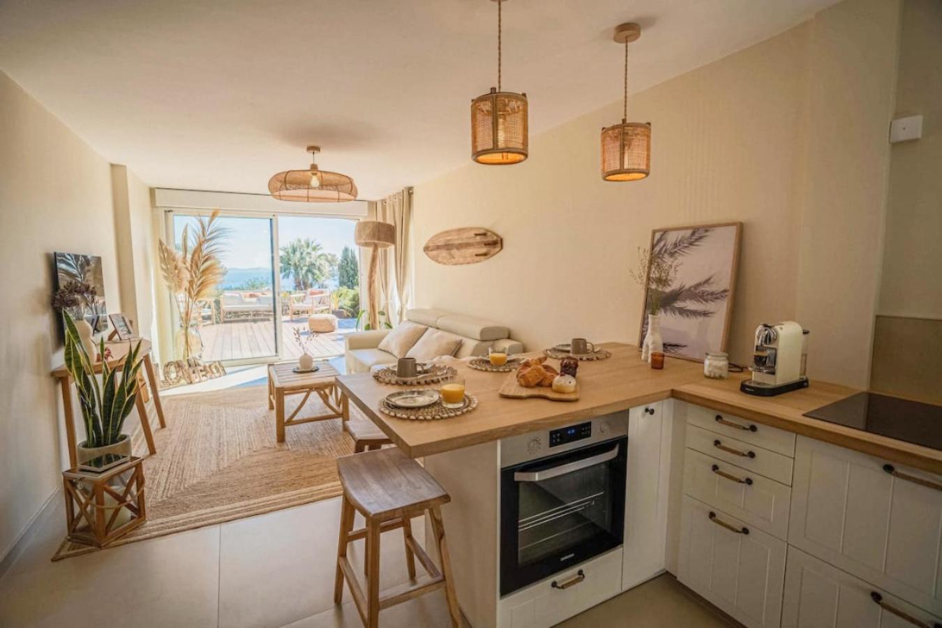Logement Vue Mer Splendide - Situe A 50 Metres Du Bord De Mer Et 2 Minutes Des Plages - Bandolina Extérieur photo