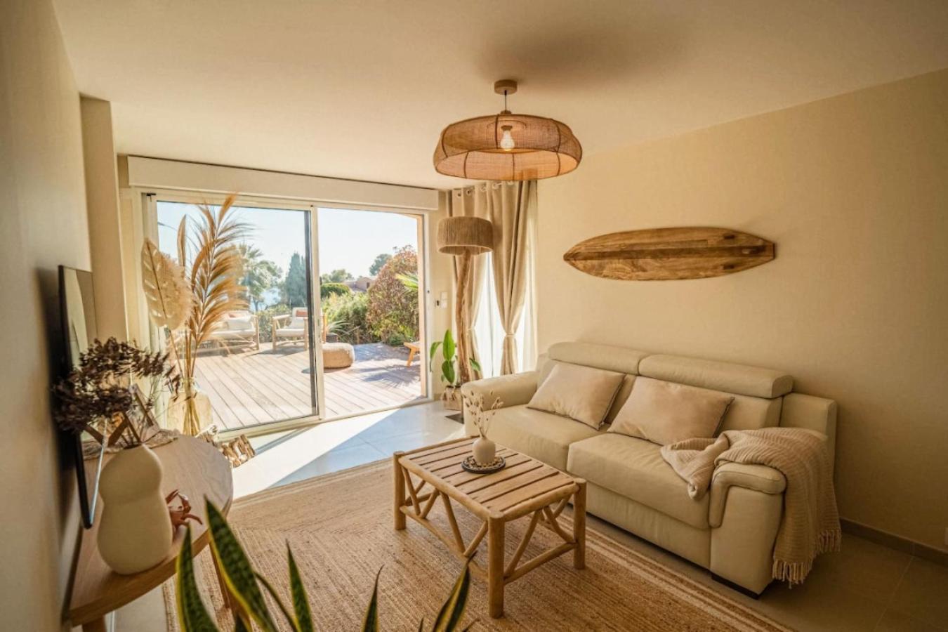 Logement Vue Mer Splendide - Situe A 50 Metres Du Bord De Mer Et 2 Minutes Des Plages - Bandolina Extérieur photo